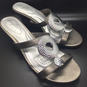 Dexter Silvertone Wedge Sandals